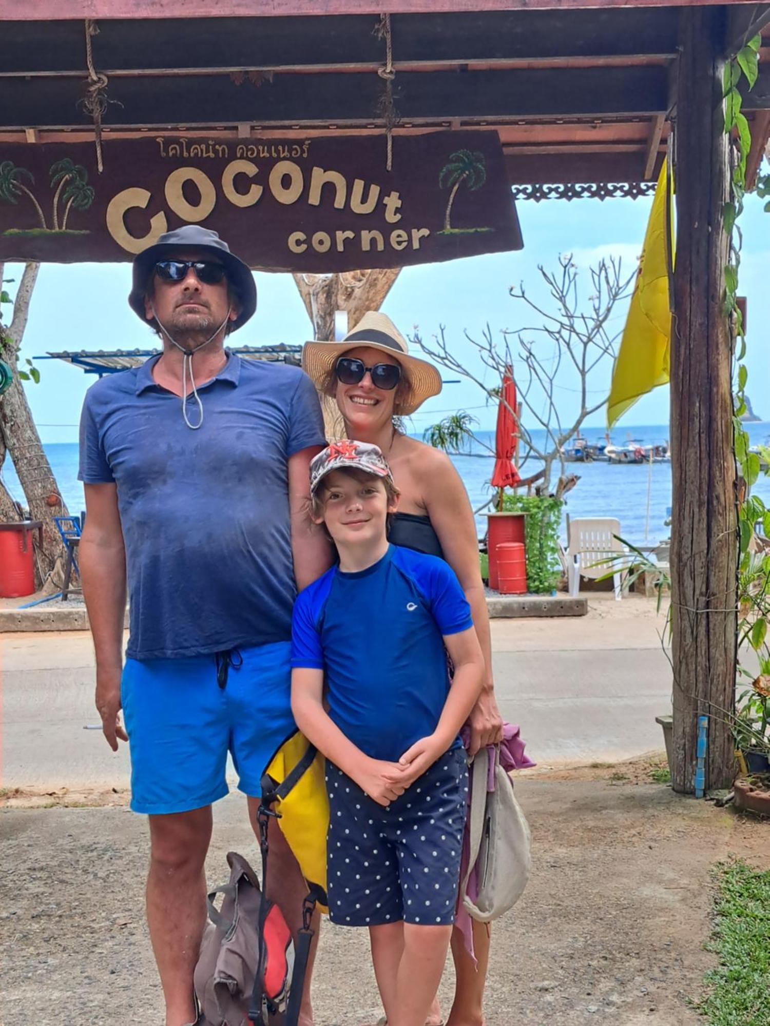 Вилла Coconut Corner Яо-Ной Экстерьер фото